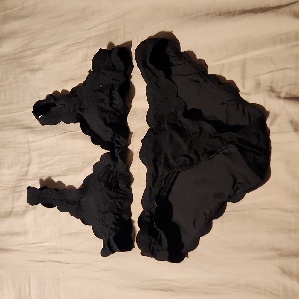 NWT Scalloped JCrew bikini